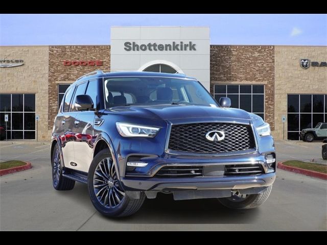 2022 INFINITI QX80 Premium Select