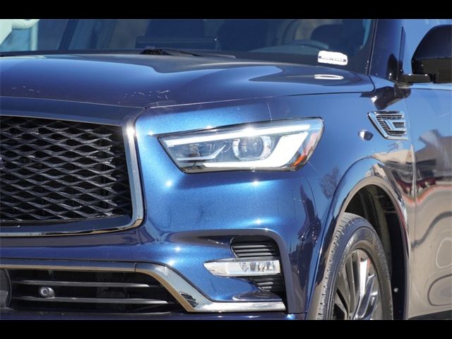 2022 INFINITI QX80 Premium Select