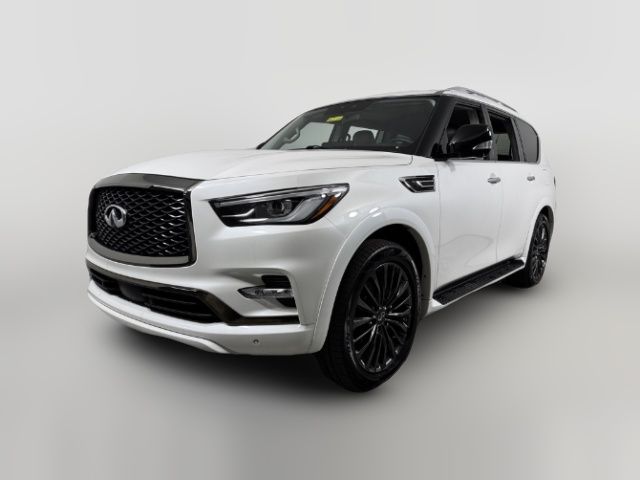 2022 INFINITI QX80 Luxe