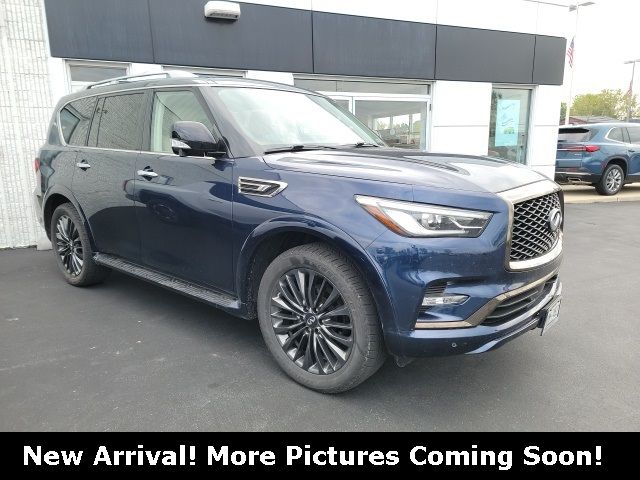 2022 INFINITI QX80 Premium Select