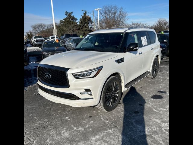 2022 INFINITI QX80 Premium Select