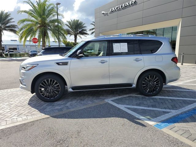 2022 INFINITI QX80 Premium Select