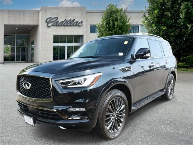 2022 INFINITI QX80 Premium Select