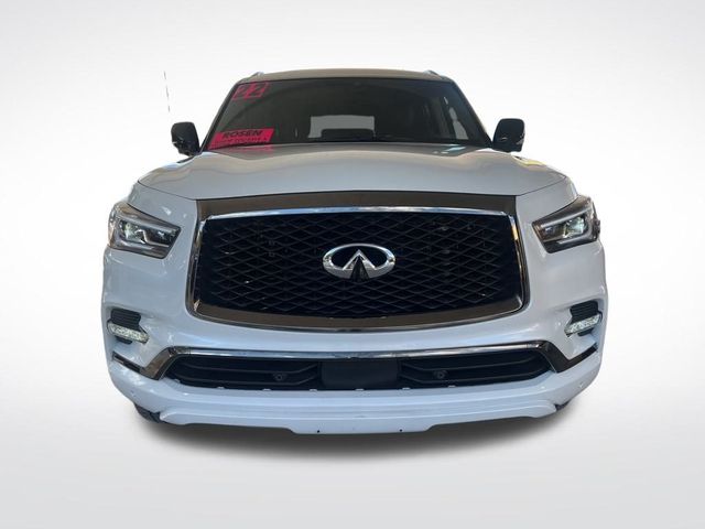2022 INFINITI QX80 Premium Select
