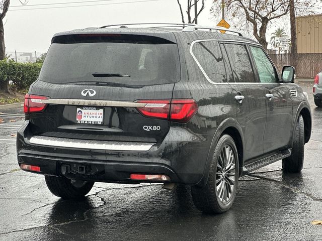 2022 INFINITI QX80 Premium Select