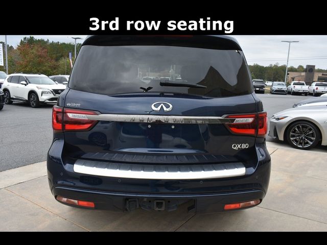 2022 INFINITI QX80 Premium Select