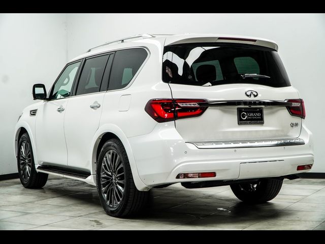 2022 INFINITI QX80 Premium Select