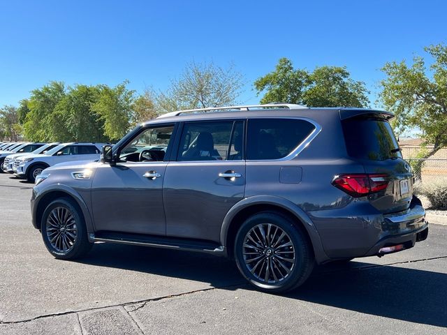 2022 INFINITI QX80 Premium Select