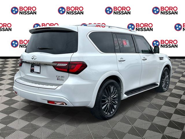 2022 INFINITI QX80 Premium Select