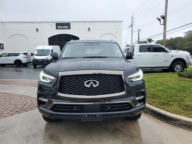 2022 INFINITI QX80 Premium Select