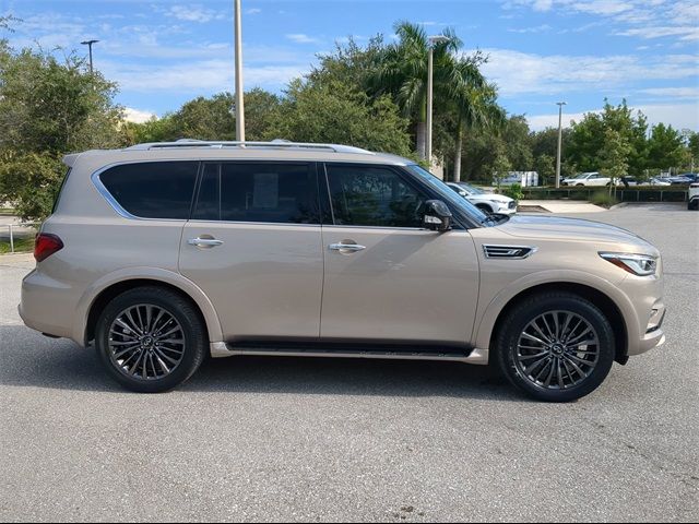 2022 INFINITI QX80 Premium Select