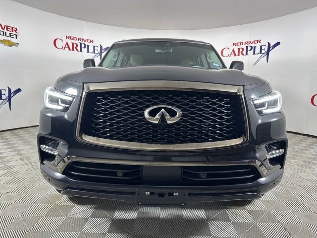 2022 INFINITI QX80 Premium Select