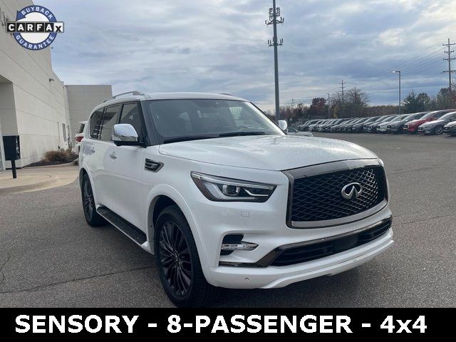 2022 INFINITI QX80 Luxe