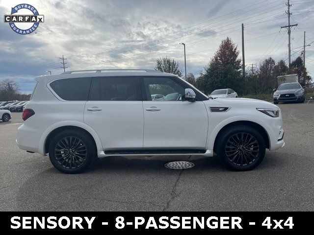 2022 INFINITI QX80 Luxe