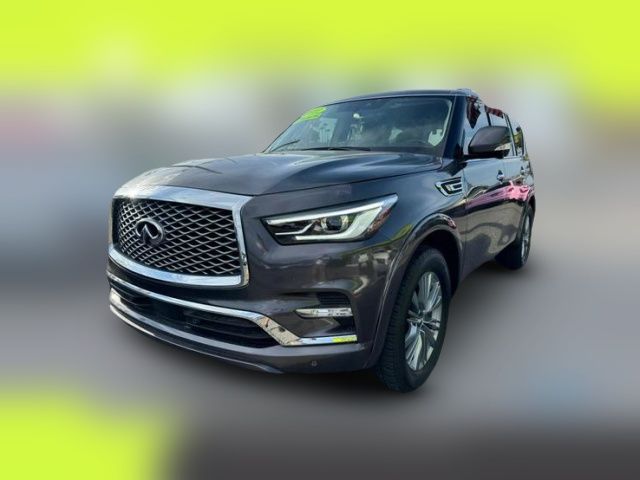 2022 INFINITI QX80 Luxe