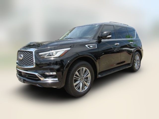 2022 INFINITI QX80 Luxe