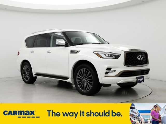 2022 INFINITI QX80 Premium Select