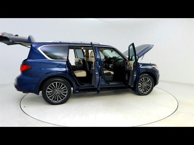 2022 INFINITI QX80 Premium Select