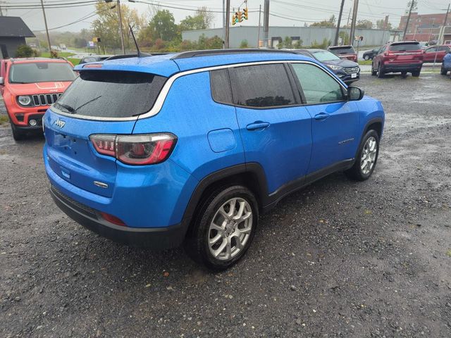 2022 Jeep Compass Latitude Lux