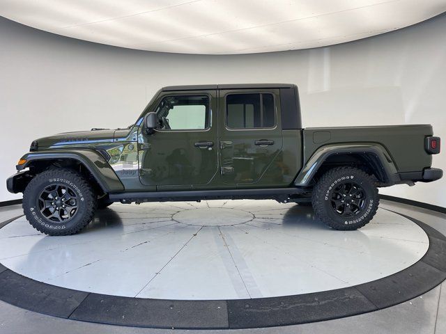 2022 Jeep Gladiator Willys