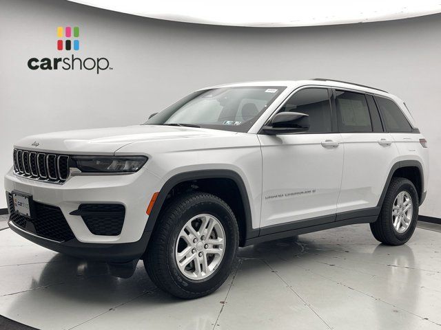 2022 Jeep Grand Cherokee Laredo