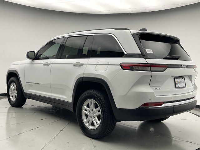 2022 Jeep Grand Cherokee Laredo