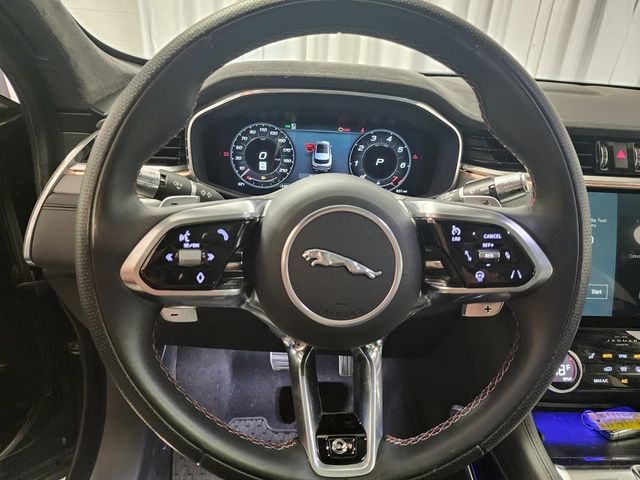 2022 Jaguar F-Pace SVR