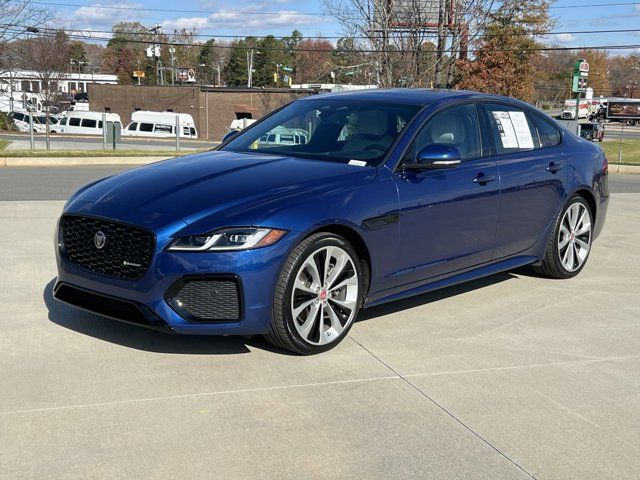 2022 Jaguar XF R-Dynamic SE