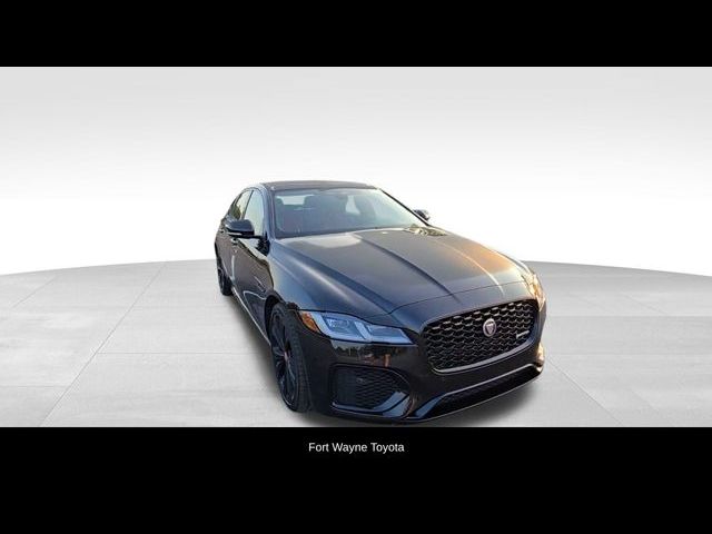 2022 Jaguar XF R-Dynamic SE