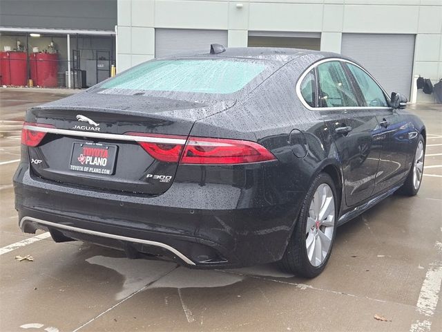 2022 Jaguar XF R-Dynamic SE