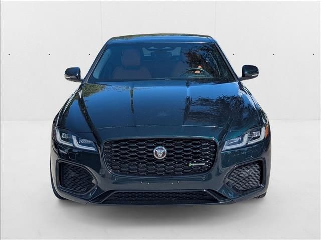 2022 Jaguar XF R-Dynamic SE