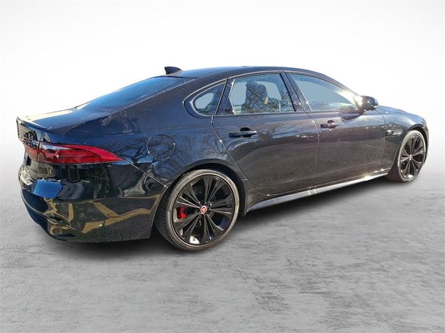 2022 Jaguar XF R-Dynamic SE