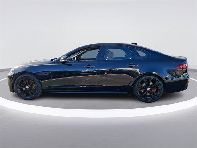 2022 Jaguar XF R-Dynamic SE