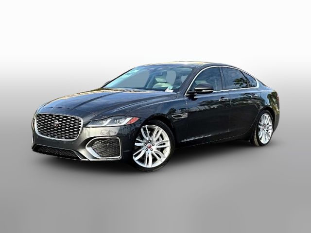 2022 Jaguar XF SE