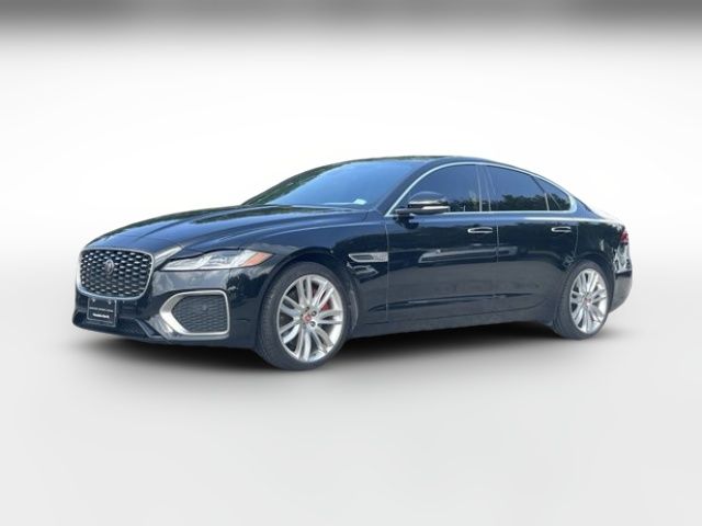 2022 Jaguar XF SE