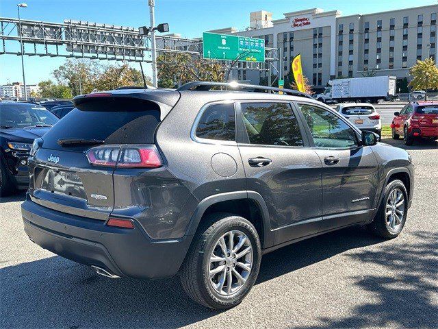 2022 Jeep Cherokee Latitude Lux