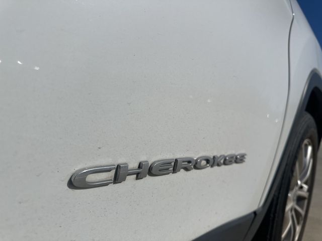 2022 Jeep Cherokee Latitude Lux