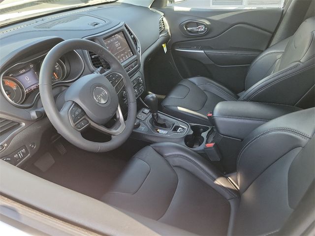 2022 Jeep Cherokee Latitude Lux