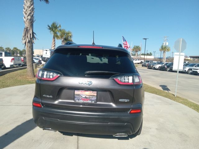 2022 Jeep Cherokee Latitude Lux