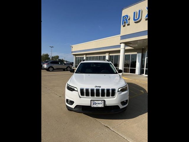 2022 Jeep Cherokee Latitude Lux