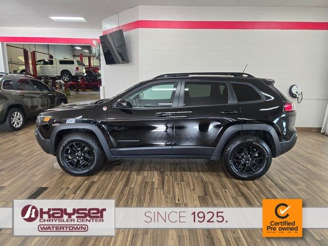 2022 Jeep Cherokee Trailhawk