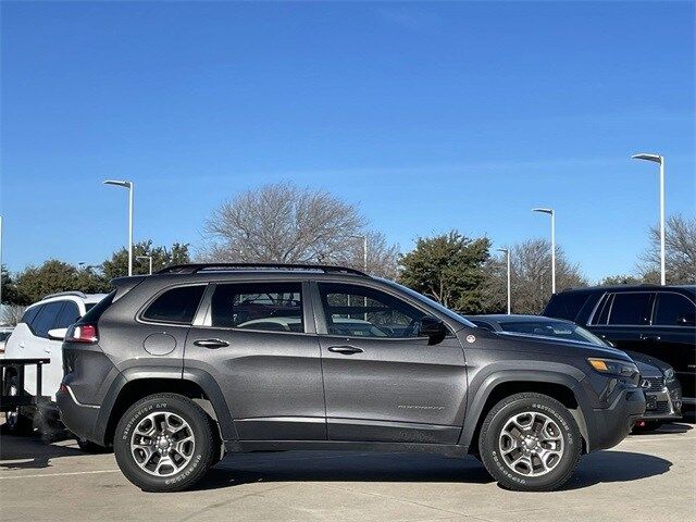 2022 Jeep Cherokee Trailhawk