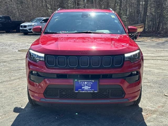 2022 Jeep Compass 
