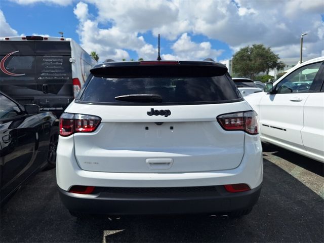 2022 Jeep Compass Altitude