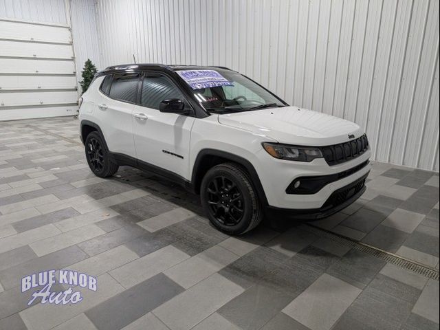 2022 Jeep Compass Altitude