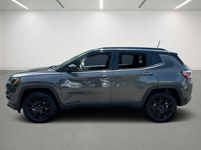 2022 Jeep Compass Altitude