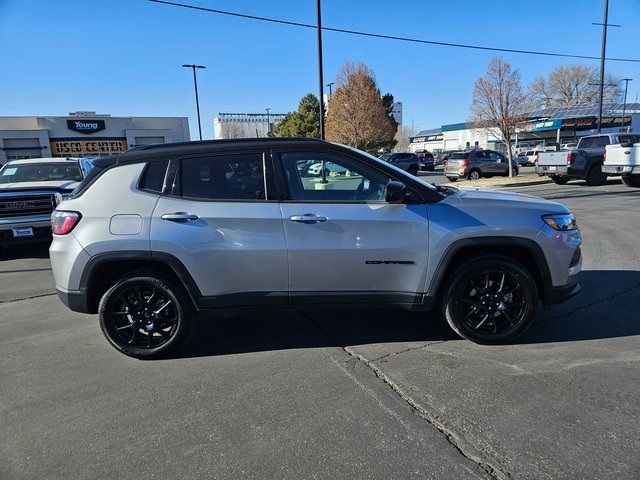 2022 Jeep Compass Altitude