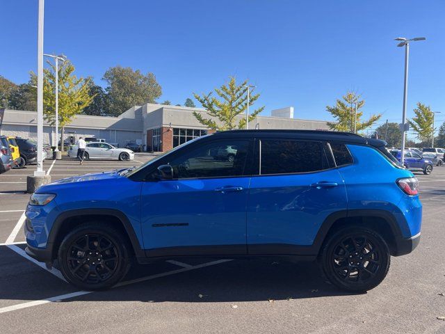 2022 Jeep Compass Altitude