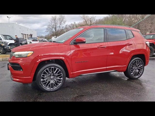 2022 Jeep Compass (RED) Edition