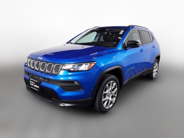 2022 Jeep Compass Latitude Lux